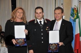 09 Febbraio 2010: il Comandante dei Carabinieri - ROTARY CLUB di CENTO
