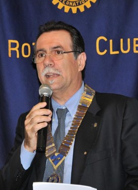 23/06/2010: Claudio SABATINI è il nuovo Presidente - ROTARY CLUB di CENTO