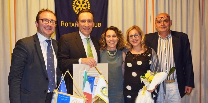 Giovedì  14 Maggio 2015:  “Ipertrofia e cancro alla prostata” - ROTARY CLUB di CENTO