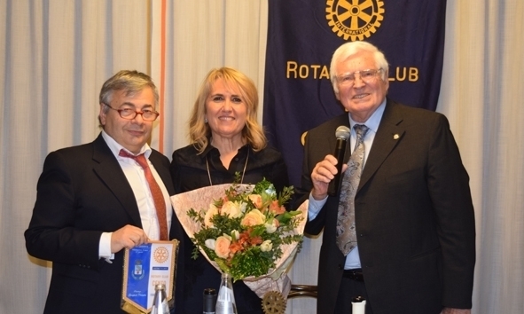 Giovedì 21 Gennaio 2016: L’ormone del sole per la salute dell’osso - ROTARY CLUB di CENTO