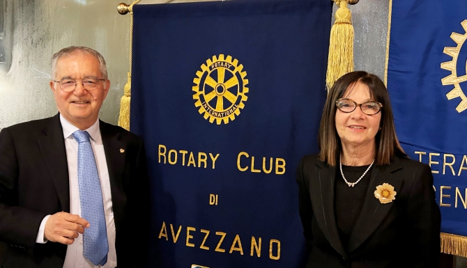 ... serata ad Avezzano - ROTARY CLUB di CENTO